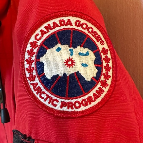Canada Goose - Red Montebello Parka Winter Coat - Size Small - Picture 10 of 16